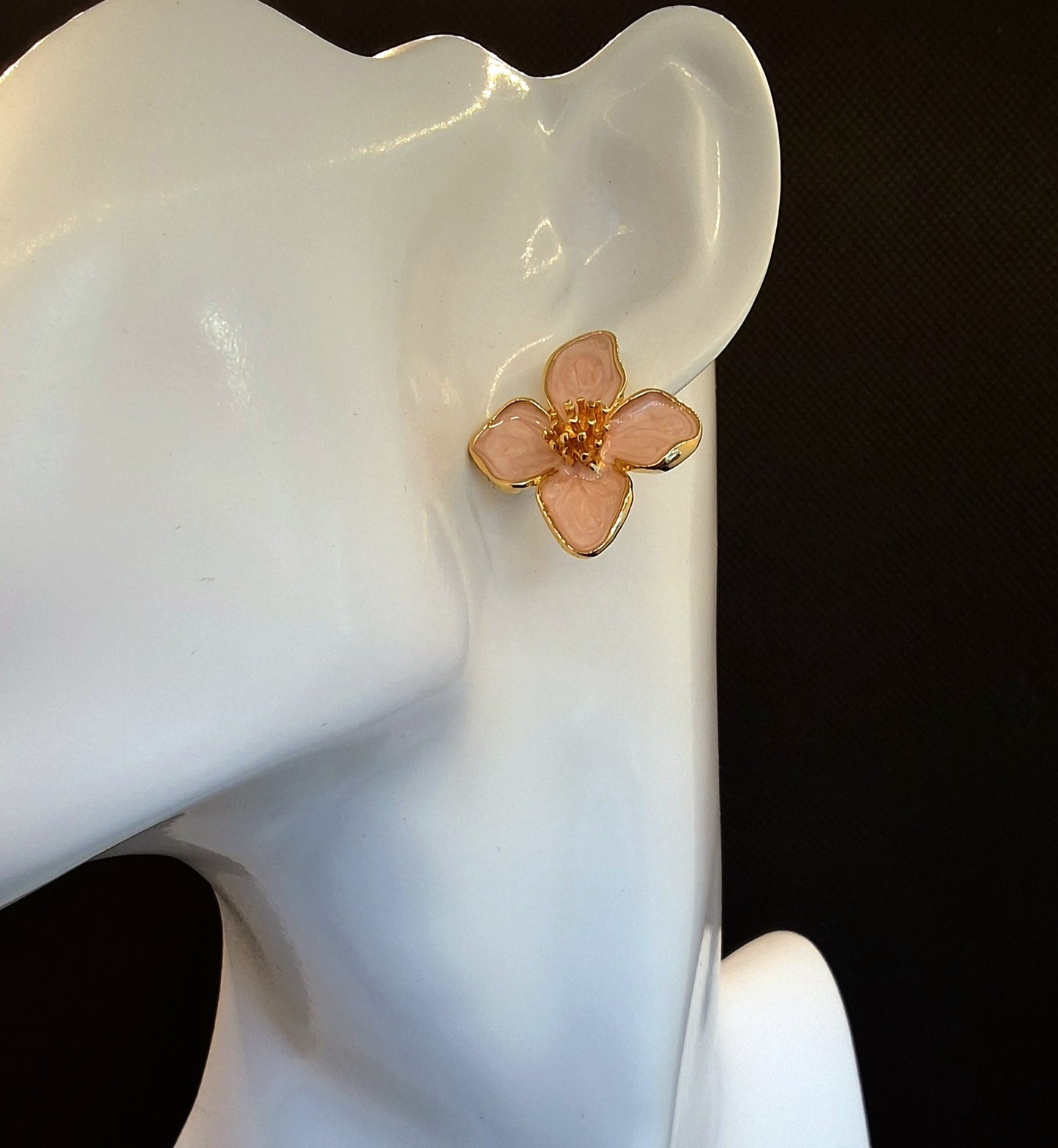 Boucle d'oreille Eve