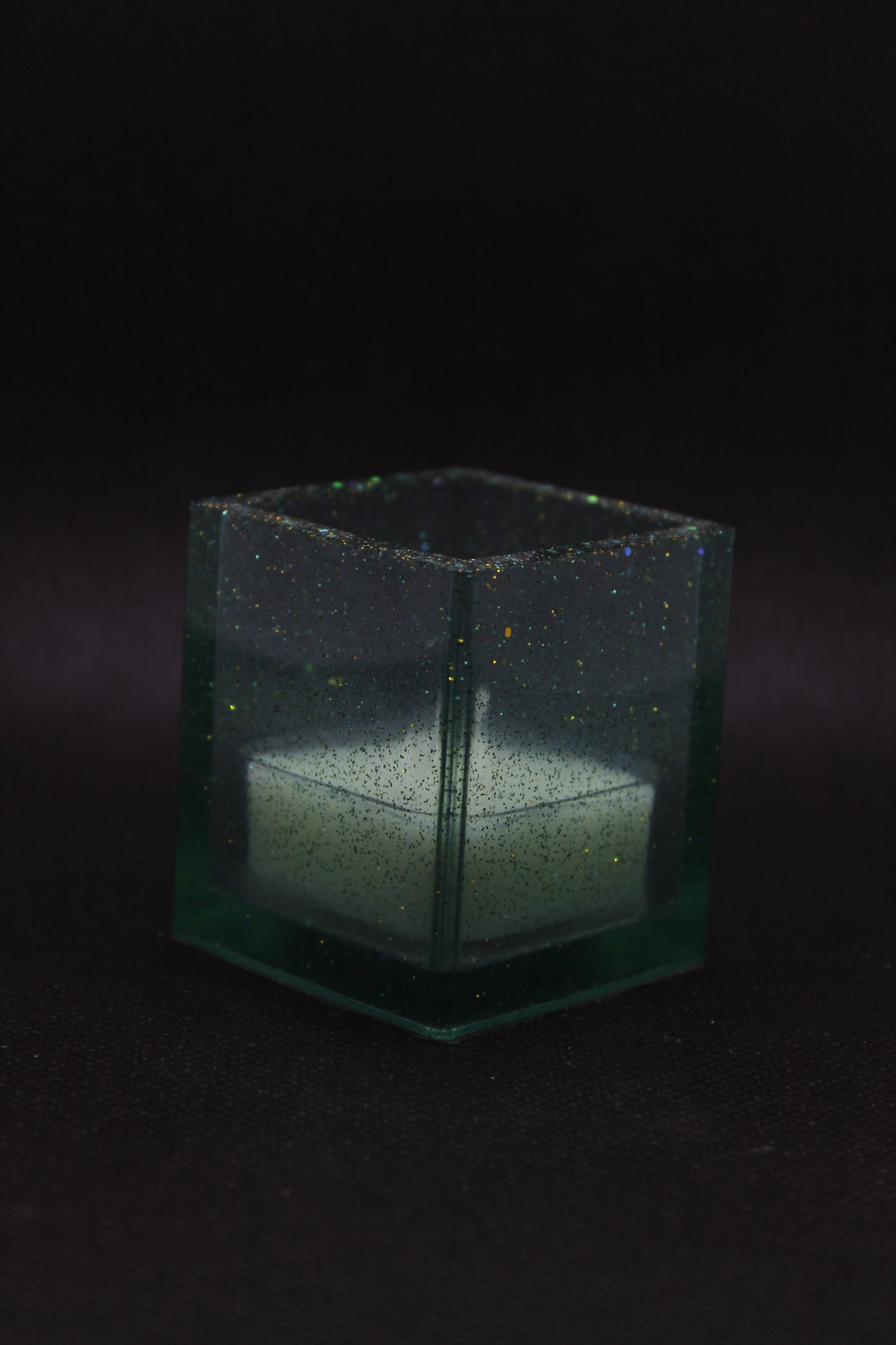 Bougeoir vert à paillettes
