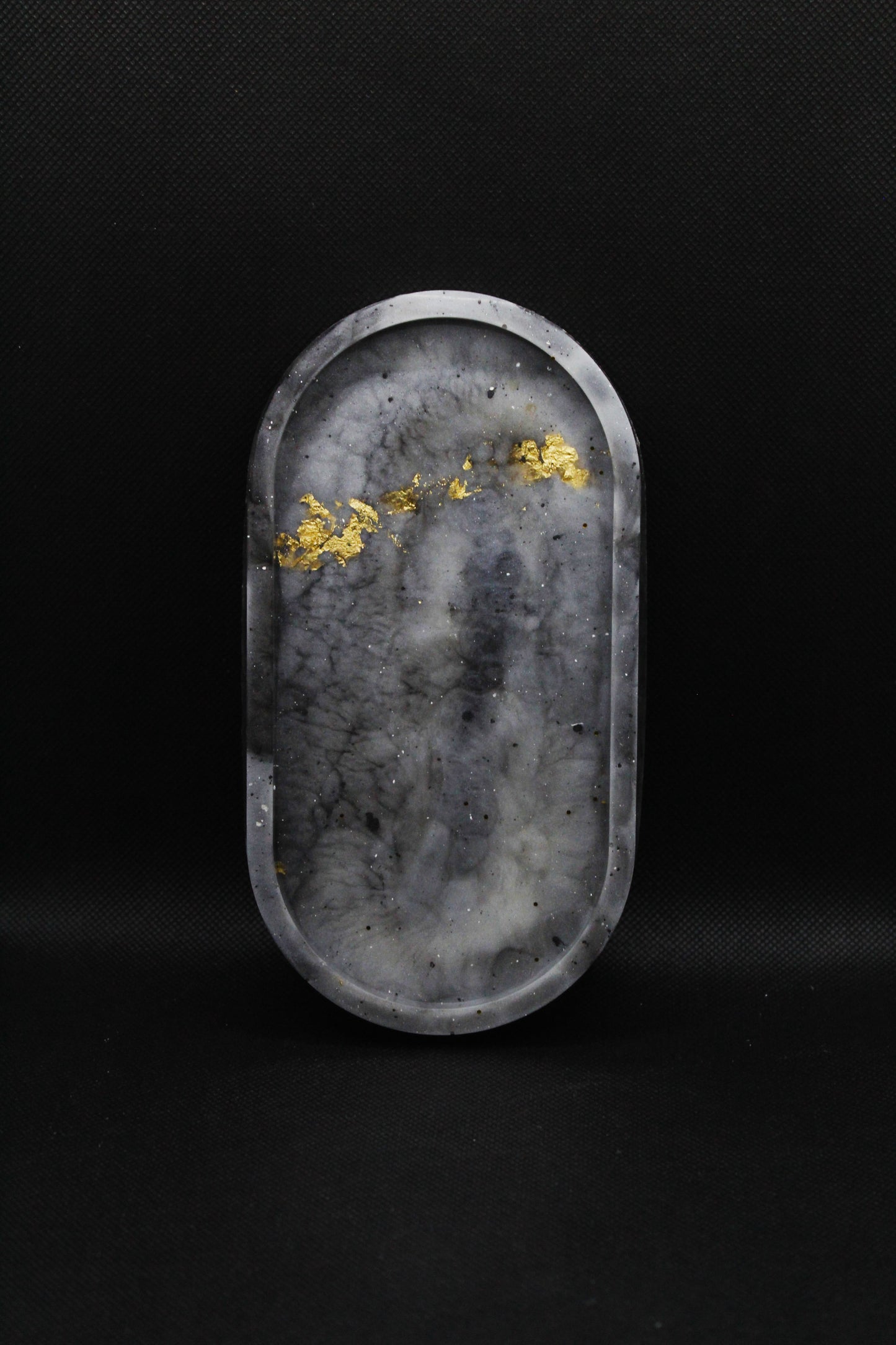 Vide poches ovale effet marbre gris avec feuilles d'or