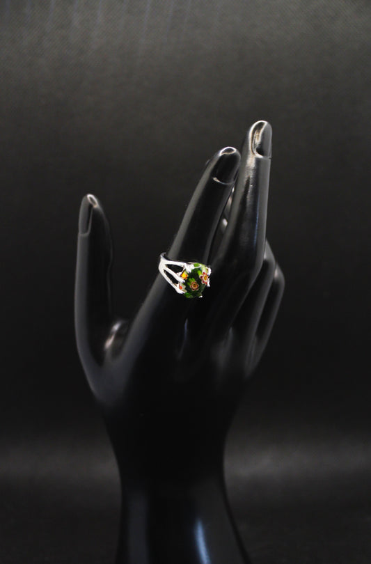Bague verte à fleurs